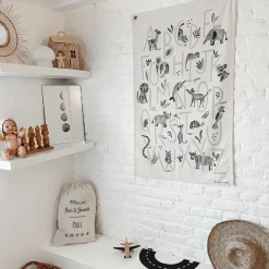 Rose in April Affiche en tissu L'abécédaire