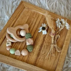 Online Anneau de dentition en bois ours olive et kaki (personnalisable) Jouet / Anneau De Dentition