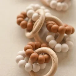 Hot Anneau de dentition Sedna Châtaigne Jouet / Anneau De Dentition