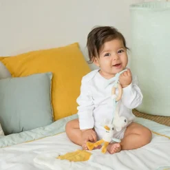 Trois Kilos Sept Anneau d'éveil à suspendre Au large de Nova