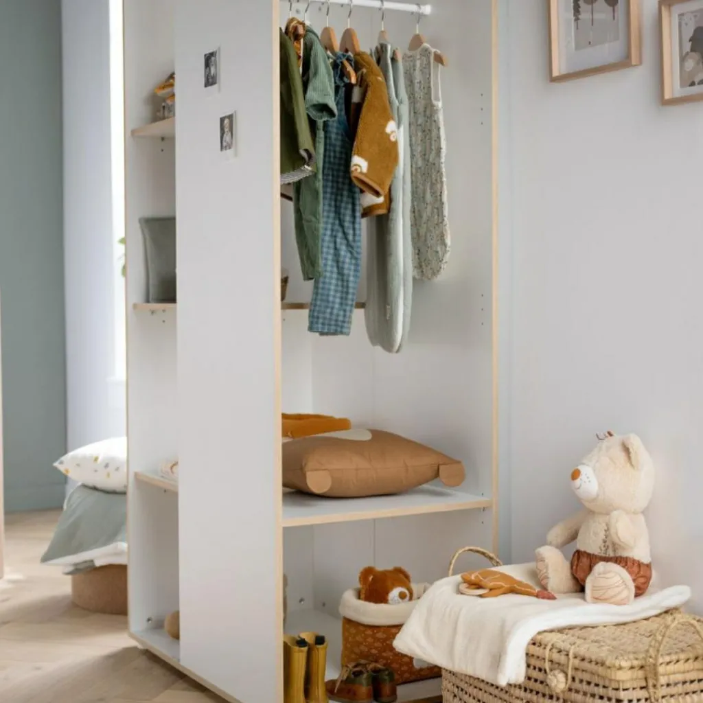 Baby Price Armoire ouverte First Blanche et bois