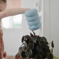 Mushie Arrosoir en silicone French Blue