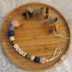 Attache sucette en bois kaki et bleu nuit (personnalisable) Attache Sucette