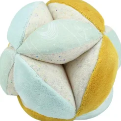 Trois Kilos Sept Balle de préhension Au Large de Nova