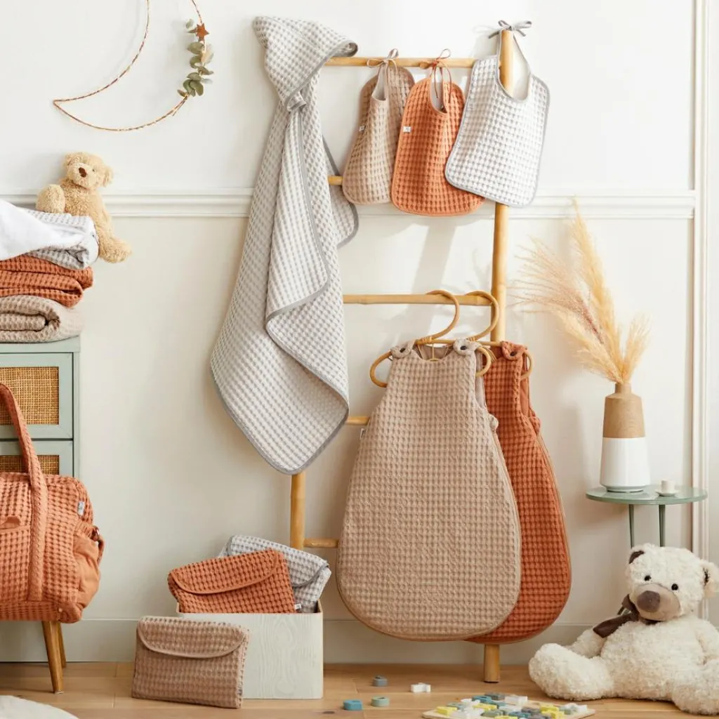 BB & Co Bavoir manches longues en coton gaufré Cassonade (6-24 mois)