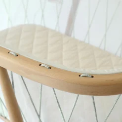 Charlie Crane Berceau à bascule Kumi Organic Lichen