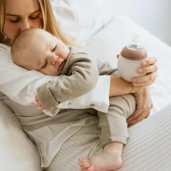 Online Biberon anti-colique en silicone Blossom (240 ml) Biberon