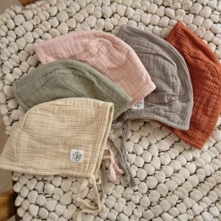 Lässig Bonnet de naissance en mousseline nature (3-6 mois)