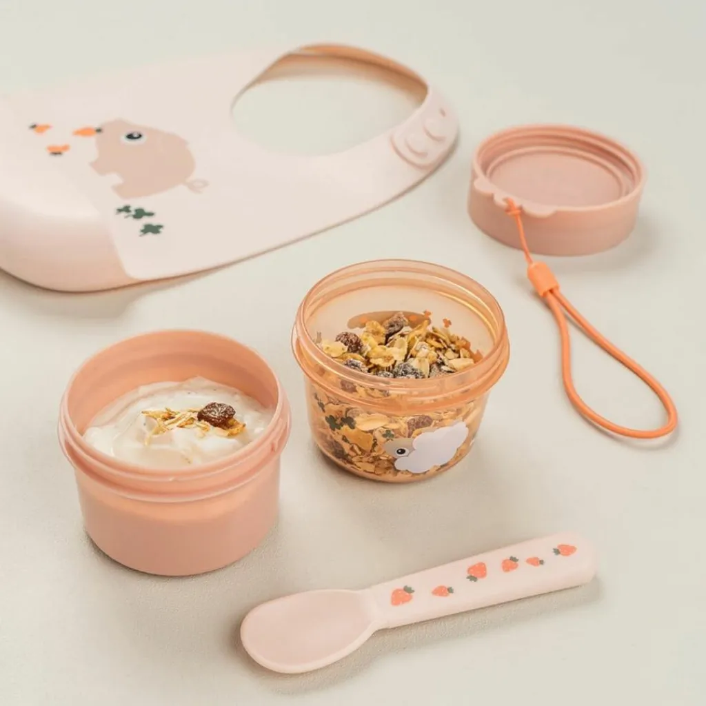 Done by Deer Boîte à goûter double petit Tiny farm Rose