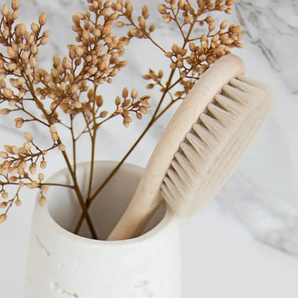 Nobodinoz Brosse bébé extra soft