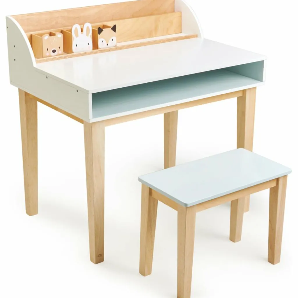 Tender Leaf Bureau et chaise