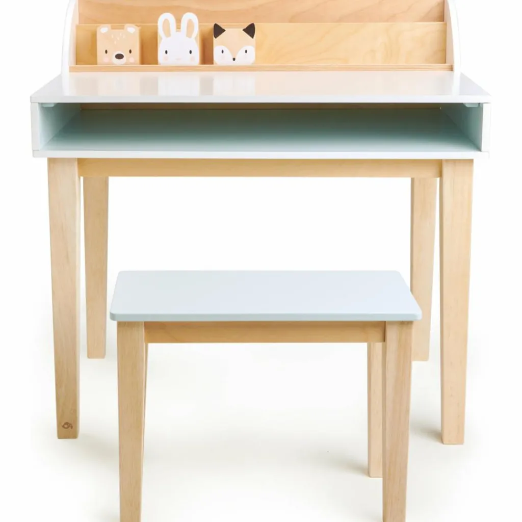 Tender Leaf Bureau et chaise