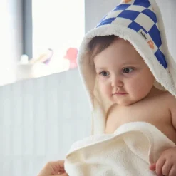 BEBEL Cape de bain Comme un bonbon Romy damier bleu