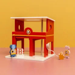 Caserne de pompiers en bois All animals Petites Voitures, Véhicules Et Circuits