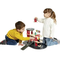 Sale Caserne de pompiers en bois Bolid Petites Voitures, Véhicules Et Circuits