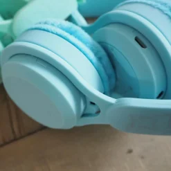 Lalarma Casque audio enfant sans fil Bleu Pastel