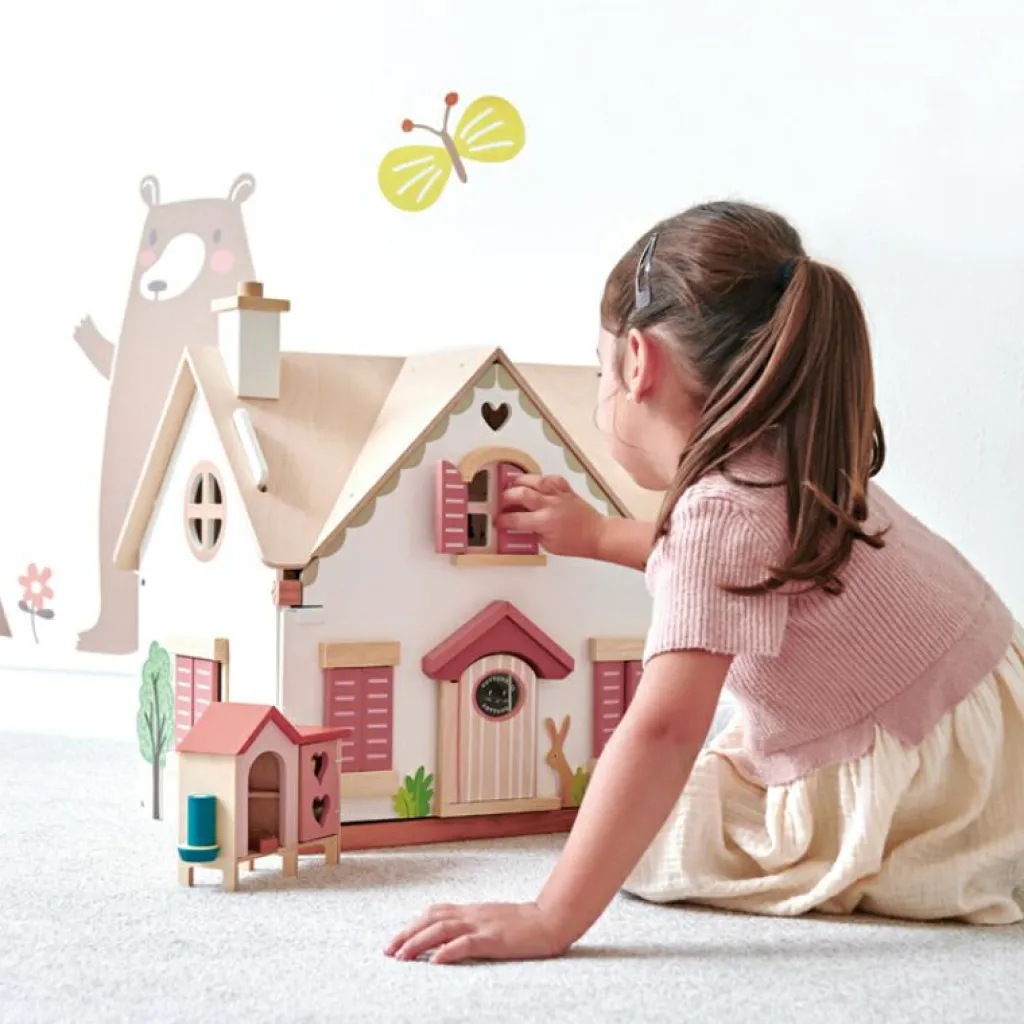 Tender Leaf Chalet de campagne en bois Cottontail