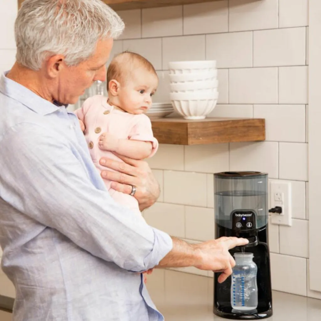 babybrezza Chauffe eau pour biberon Instant Warmer all black