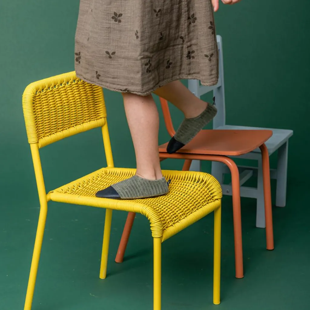 Les Pas Petits Chaussons Les Petits Velours Gris Vert (pointures 18-20)