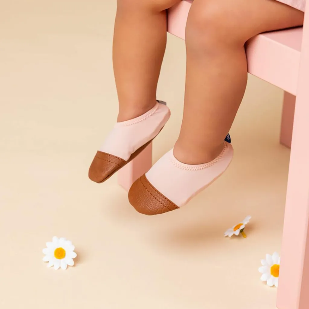 Hot Chaussons tout-terrain Les Petits Roses (pointures 24-26) Chaussures D'Eau