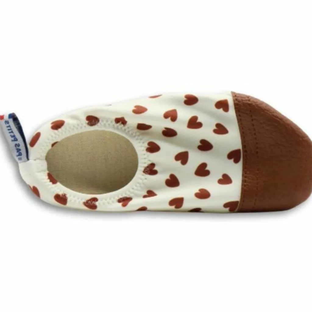 Sale Chaussons tout-terrain Les Petits Cœurs (pointures 21-23) Chaussures D'Eau