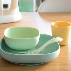 Béaba Coffret repas en silicone jaune et vert (4 pièces)