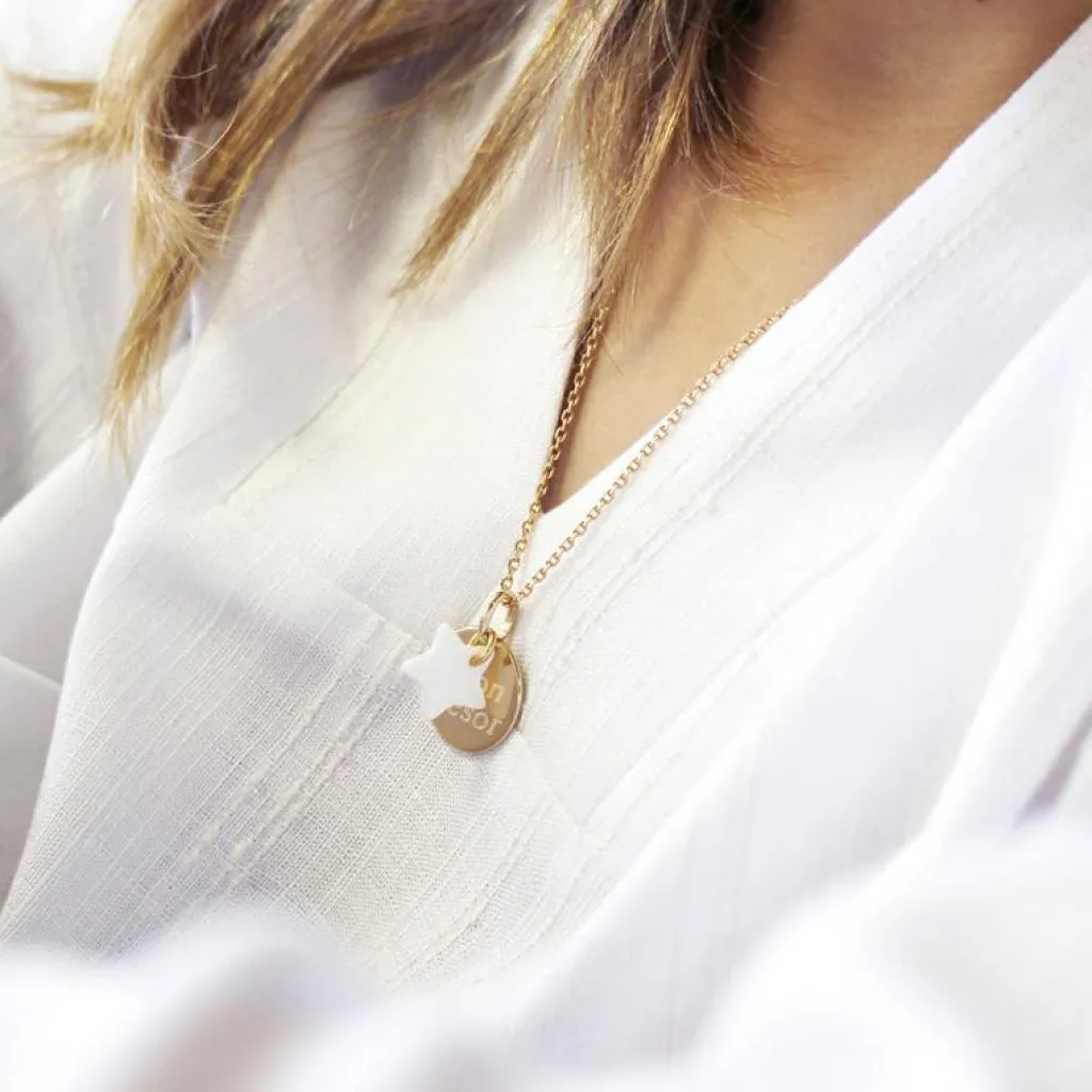 Hot Collier enfant médaille et étoile en nacre personnalisable (plaqué or) Enfant Chaîne & Collier Bébé / Enfant