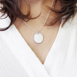 Petits trésors Collier médaille perlée chaîne 45 cm personnalisable (argent 925°)