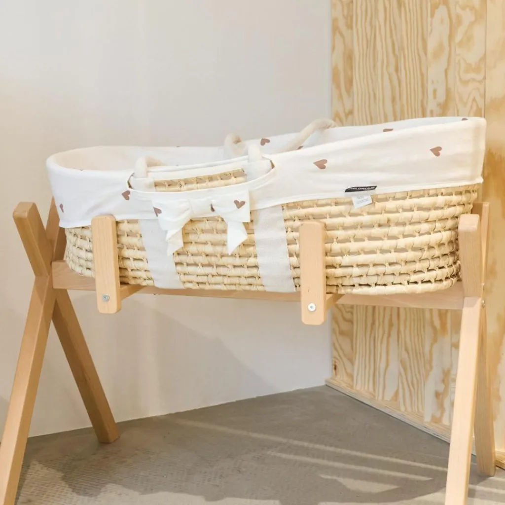 Discount Couffin moïse naturel avec matelas et habillage jersey cœurs Couffin Et Accessoires