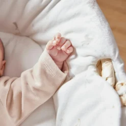 Noukie's Couffin veloudoux Bali, Moka & Snow