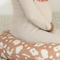 Discount Coussin de grossesse Big Flopsy™ Jersey de coton imprimé Savannah Bloom Coussin De Grossesse