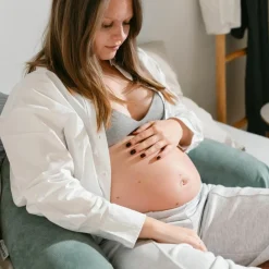 Doomoo Coussin de maternité Buddy Corduroy Green