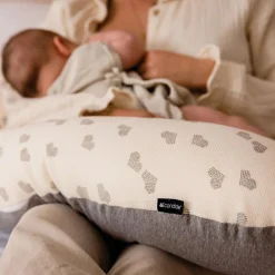 Candide Coussin de maternité Jersey cœurs-gris