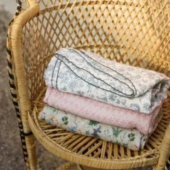 Online Couverture en mousseline de bambou Embroidery Anglaise Pink Enfant Couverture Bébé Et Enfant