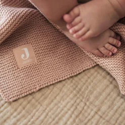 Sale Couverture en tricot Basic Knit Wild Rose (75 x 100 cm) Enfant Couverture Bébé Et Enfant