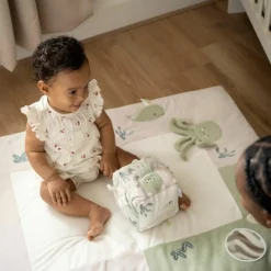 Hot Cube d'activités Animals Laurel Balle / Cube D'Activités