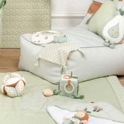 New Cube d'activités Botanica Balle / Cube D'Activités