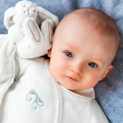 Clearance Doudou Augustin le lapin écru (24 cm) Doudou Plat