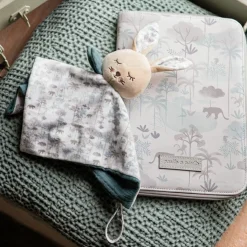 Pasito a pasito Doudou plat Lapin Serengueti