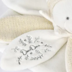 Doudou et Compagnie Doudou plat pétales Ours Blanc (25 cm)