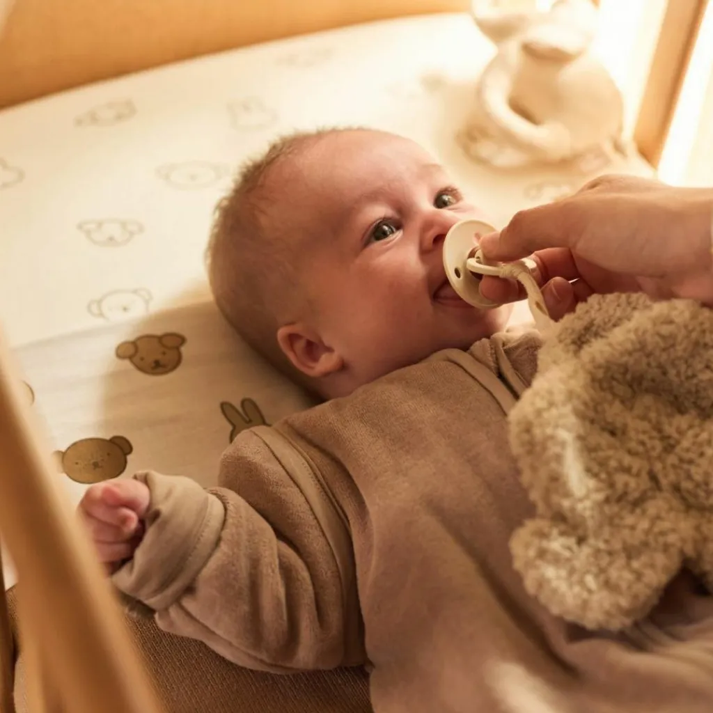 Best Drap housse en jersey Miffy and Friends (40 x 80 cm) Linge De Berceau