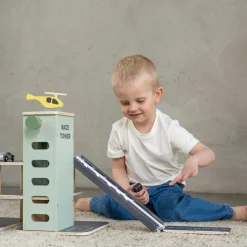 Jabadabado Garage parking