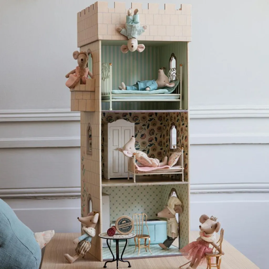 Maileg Grand frère Souris bleue dans sa boîte assortie