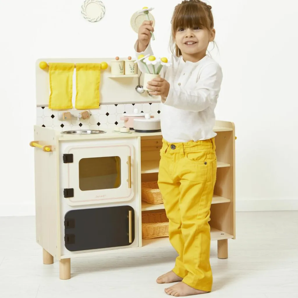 Enfant Janod Grande cuisine équipée en bois Mamie Soleil (16 pièces)
