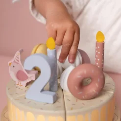 Gâteau d'anniversaire Rose Dînette Et Aliments Factices