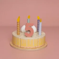 Gâteau d'anniversaire Rose Dînette Et Aliments Factices