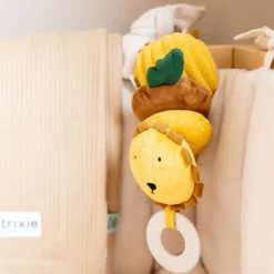 Trixie Hochet vibrant à suspendre Mr. Lion