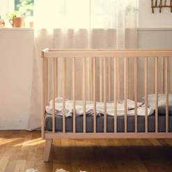 Kadolis Lit bébé en bois Turia (60 x 120 cm)