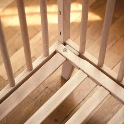 Kadolis Lit bébé en bois Turia (60 x 120 cm)