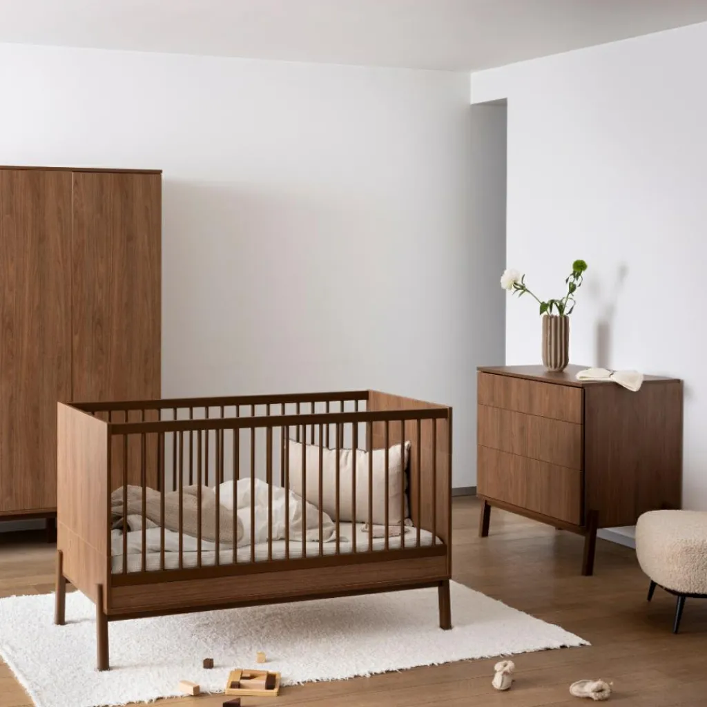 New Lit bébé évolutif Ashi Chestnut (140 x 70 cm) Lit Évolutif